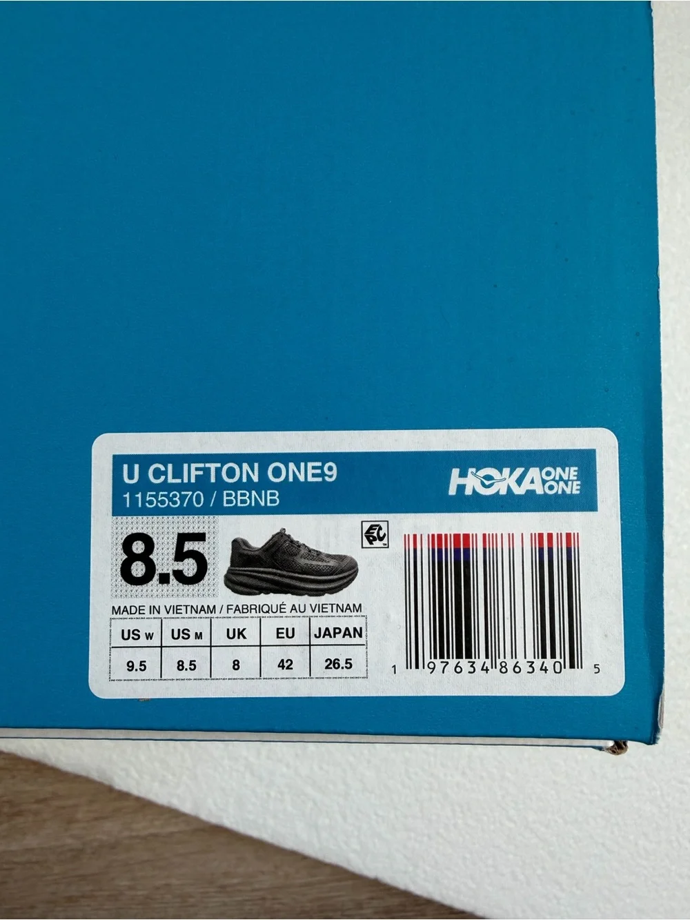 Hoka  Black Men's Clifton One 9 Running Shoes - Size 8.5- unworn